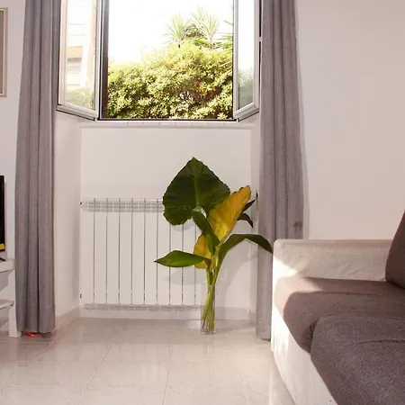 Apartment Vicino Al Centro A 30 Metri Dal Mare