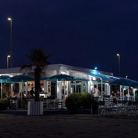 Vicino Al Centro A 30 Metri Dal Mare * Lido di Ostia